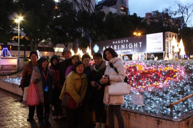 毎年開催されているアカリナイトin栄