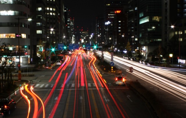 車の走った後に光の線が描かれました♪